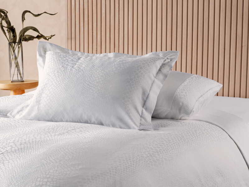 Фото SAVANNAH WHITE