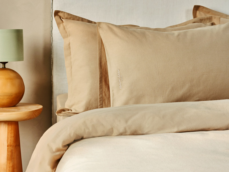 Фото CENEVA CAMEL