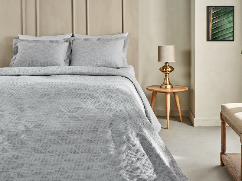 Літнє жакардове покривало з наволочками Marie Claire LUCA GRAY Літнє жакардове покривало з наволочками Marie Claire LUCA GRAY фото