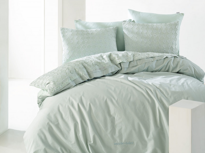 Фото TIFFANY AQUA