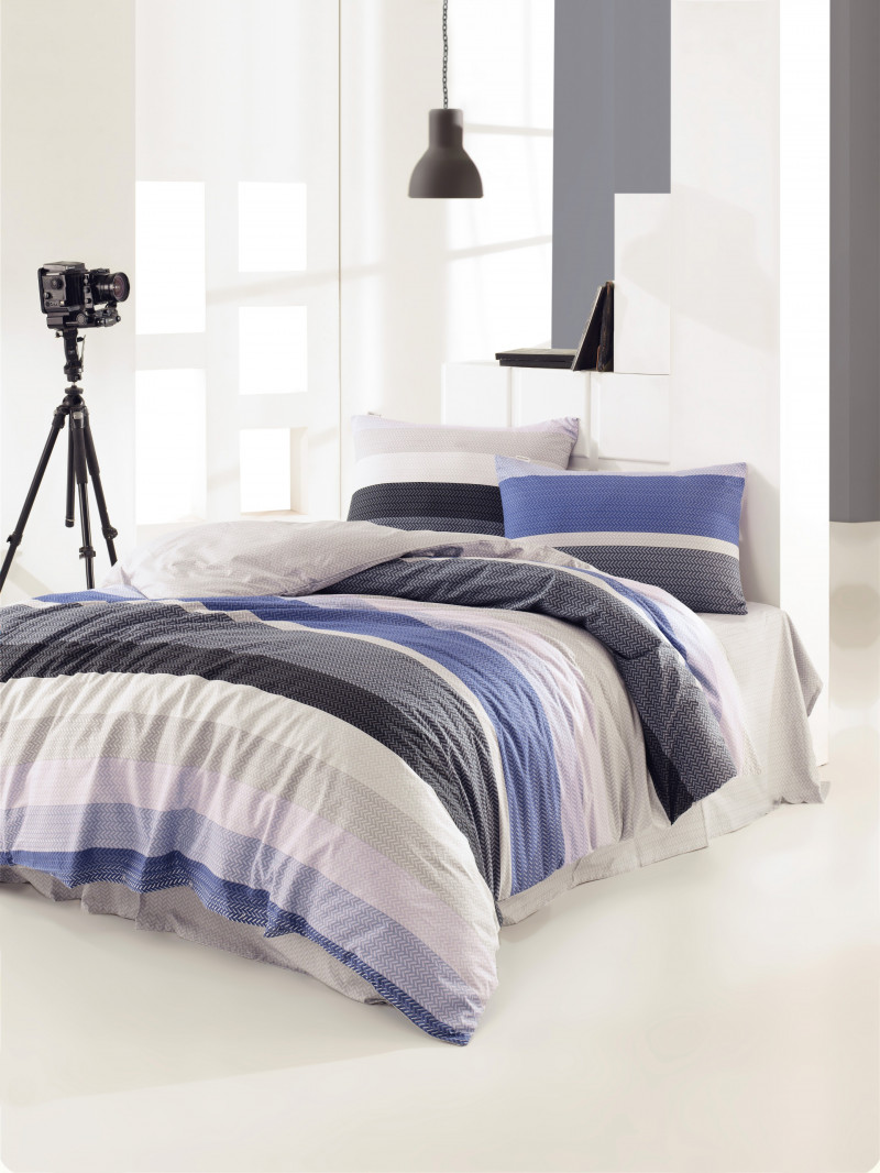 Фото FELICIE BLUE