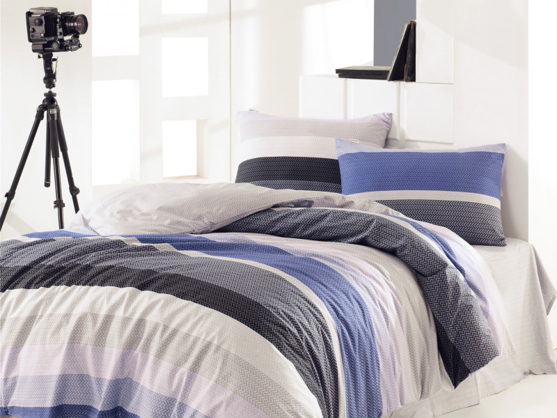 Фото FELICIE BLUE