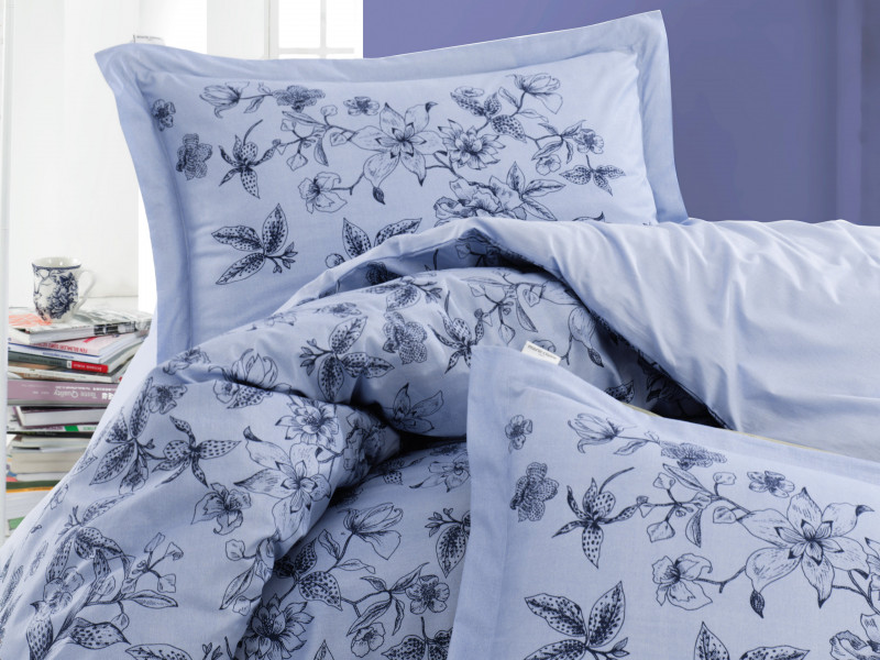 Фото CLELIA BLUE