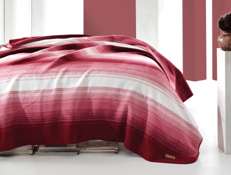 Фото GILL RED GILL RED