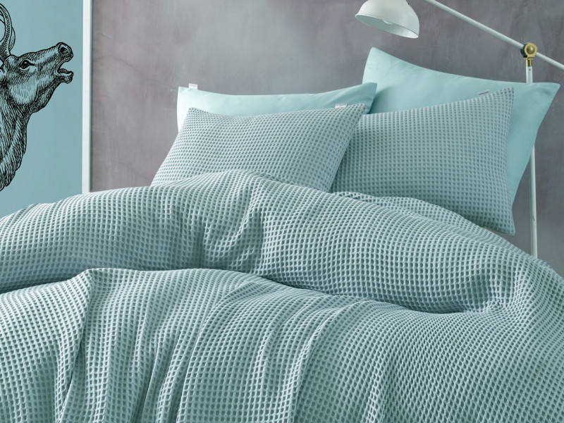 Пікейне покривало з наволочками Marie Claire MARILOU GRAY-AQUA фото