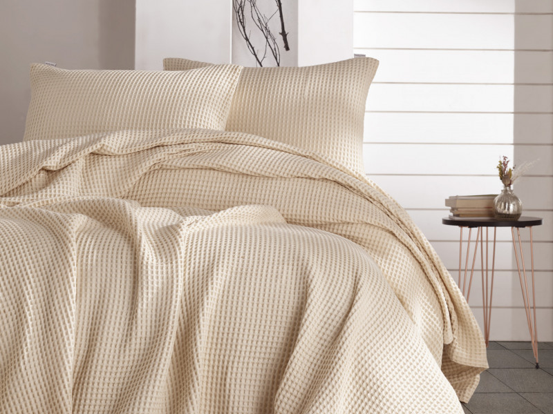 Фото MARILOU CREAM