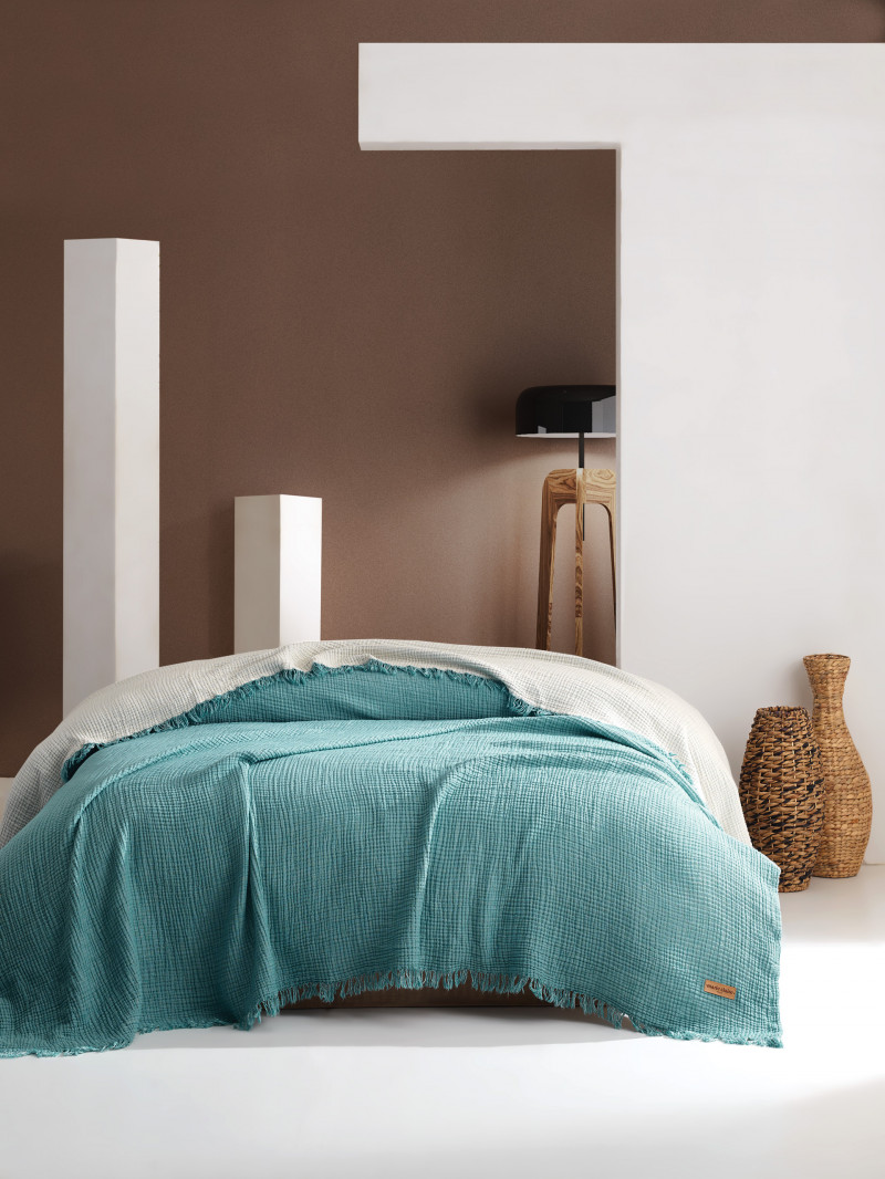 Фото DELPHINE AQUA