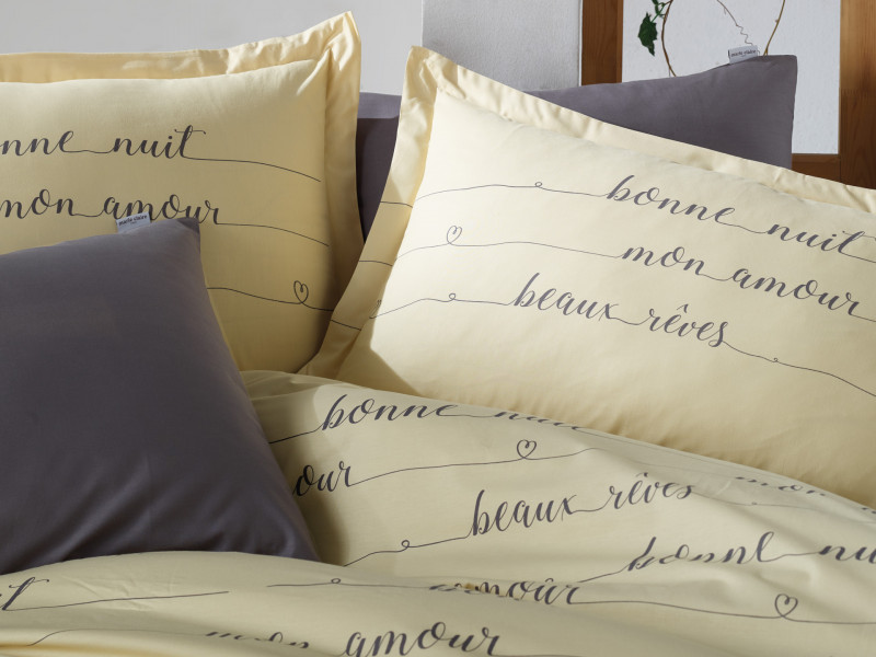 Фото CORALIE IVORY